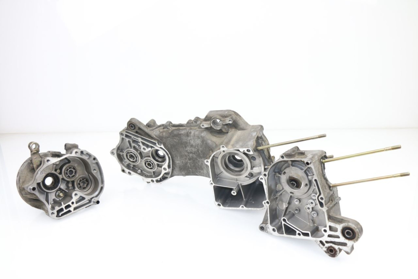 photo de CARTER BAS MOTEUR BAOTIAN BT 49 QT-9 50 (2006 - 2010)