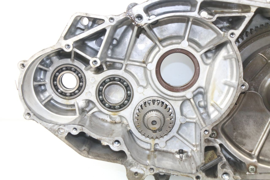 photo de CARTER BAS MOTEUR SUZUKI BURGMAN 650 (2002 - 2004)