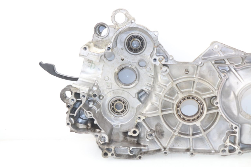 photo de CARTER BAS MOTEUR SUZUKI BURGMAN 650 (2002 - 2004)