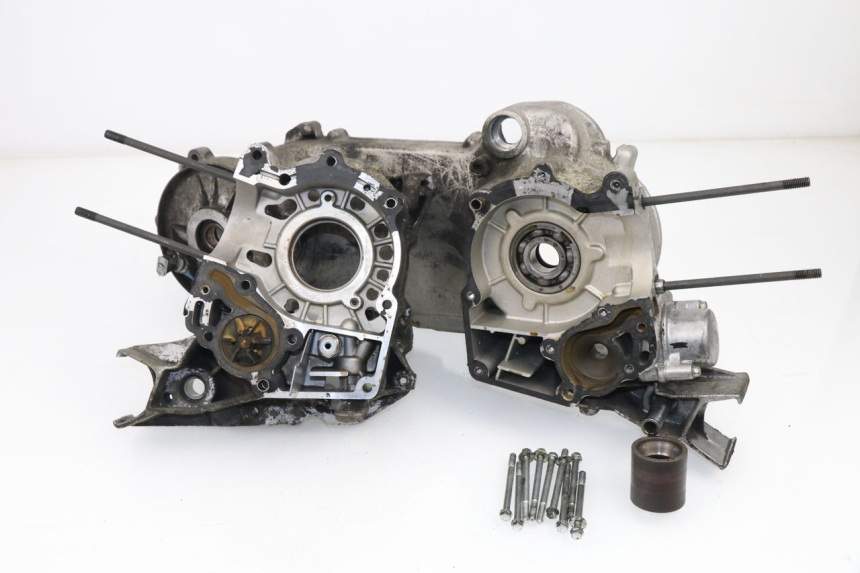 photo de CARTER BAS MOTEUR PEUGEOT ELYSEO 125 (1999 - 2004)