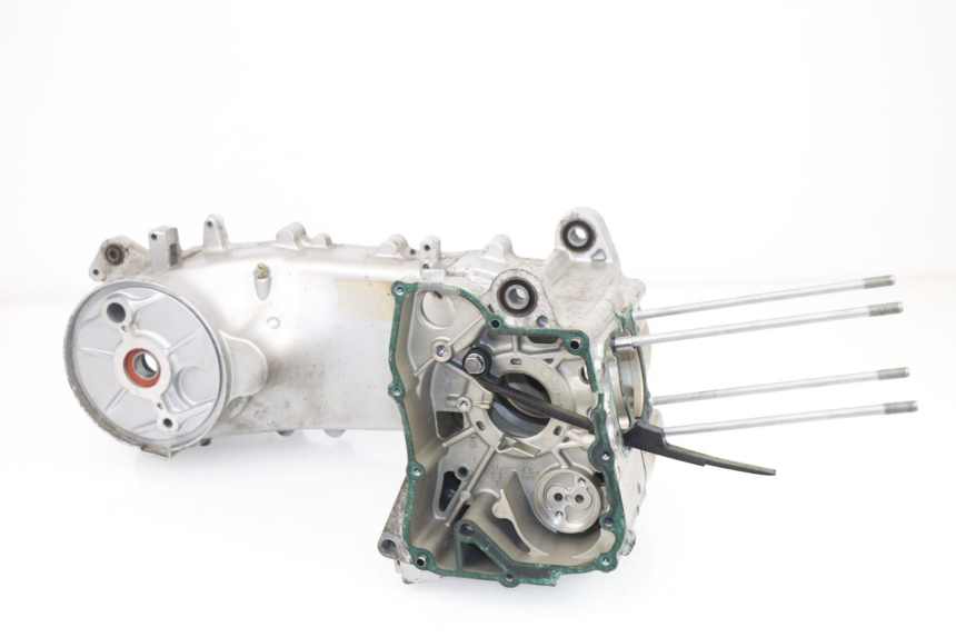 photo de CARTER BAS MOTEUR SYM GTS 125 (2005 - 2008)