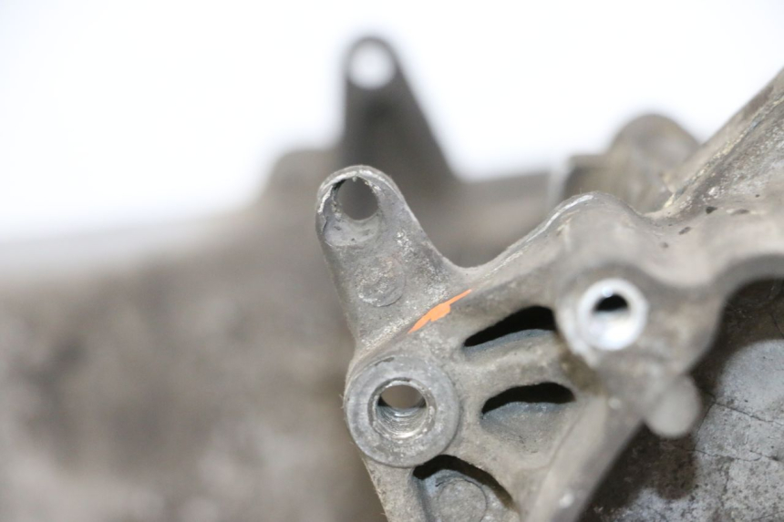 photo de CARTER BAS MOTEUR DAELIM HISTORY 125 (2001 - 2002)