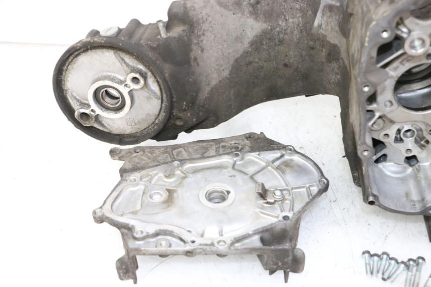 photo de CARTER BAS MOTEUR DAELIM HISTORY 125 (2001 - 2002)