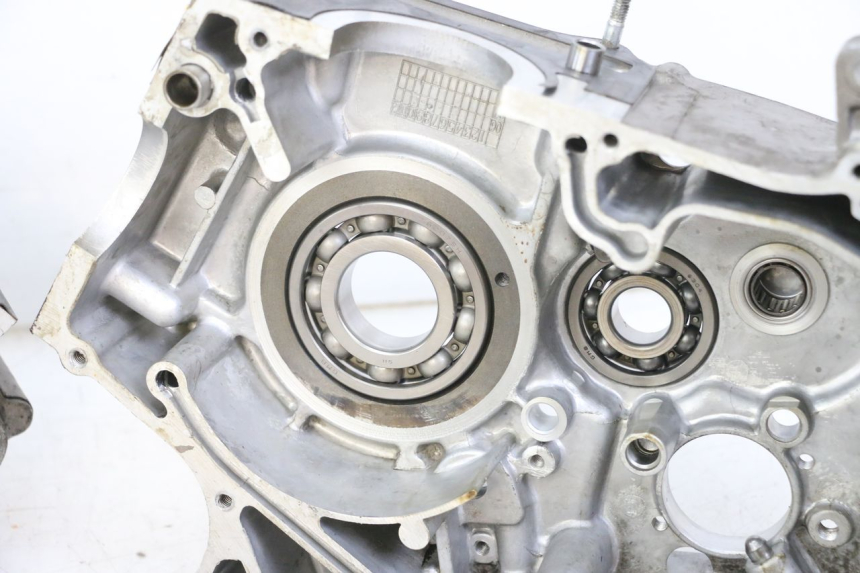 photo de CARTER BAS MOTEUR HYOSUNG GTR 125 (2006 - 2008)