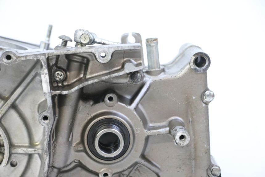 photo de CARTER BAS MOTEUR HYOSUNG GTR 125 (2006 - 2008)