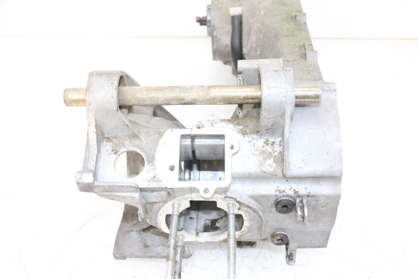 photo de CARTER BAS MOTEUR YAMAHA NEO'S NEOS 2T 50 (1998 - 2007) - Pièce contrôlée