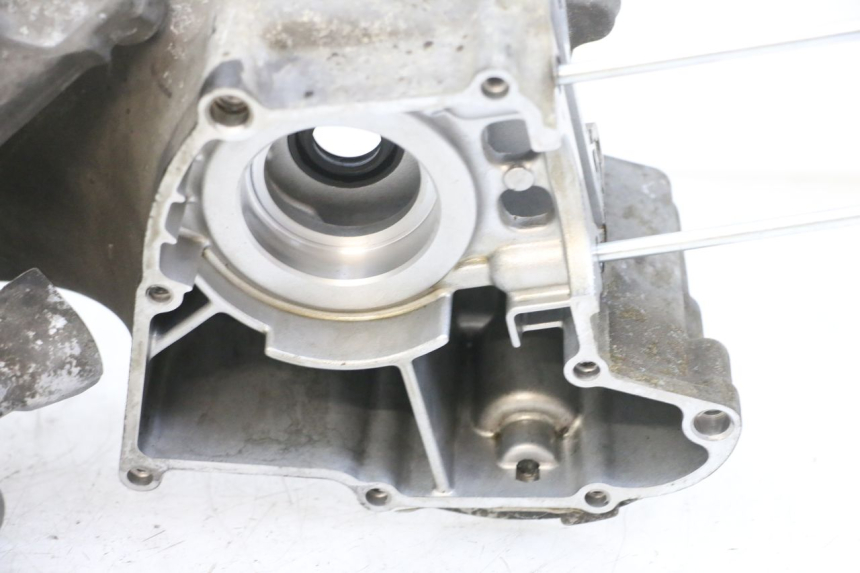 photo de CARTER BAS MOTEUR YAMAHA NEOS NEO'S 4T 50 (2008 - 2016) - Angle alternatif