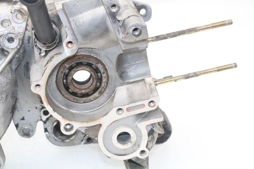 photo de CARTER BAS MOTEUR PIAGGIO NEW TYPHOON 50 (2010 - 2017) - Inspection visuelle