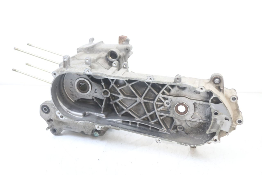 photo de CARTER BAS MOTEUR PEUGEOT BELVILLE 125 (2017 - 2021)