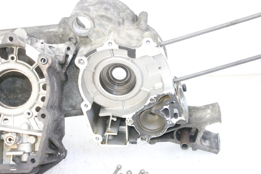 photo de CARTER BAS MOTEUR PEUGEOT SATELIS 125 (2013 - 2018)