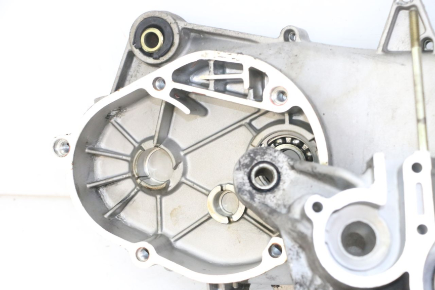 photo de CARTER BAS MOTEUR PIAGGIO FLY 2T 50 (2004 - 2017)
