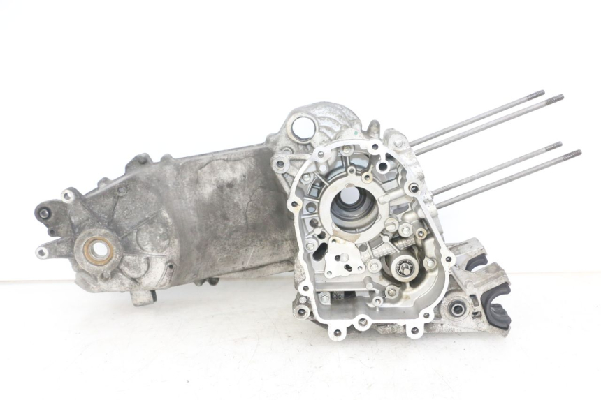 photo de CARTER BAS MOTEUR PEUGEOT SATELIS 125 (2013 - 2018)