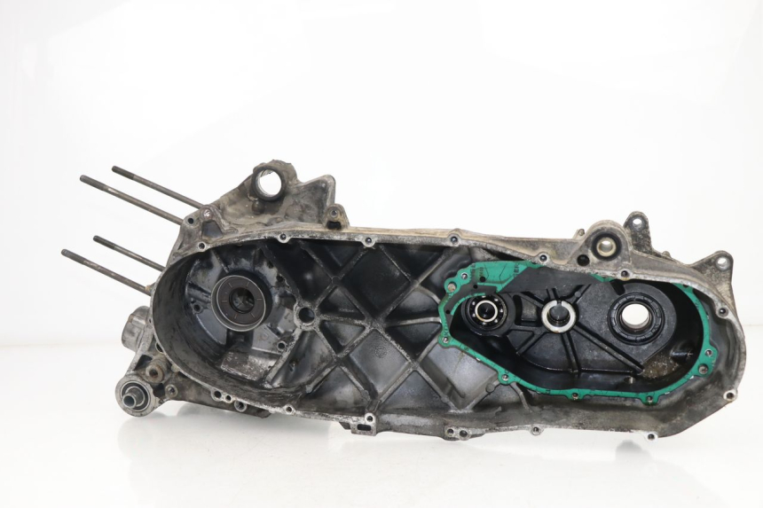 photo de CARTER BAS MOTEUR APRILIA SCARABEO GT 125 (1999 - 2007)