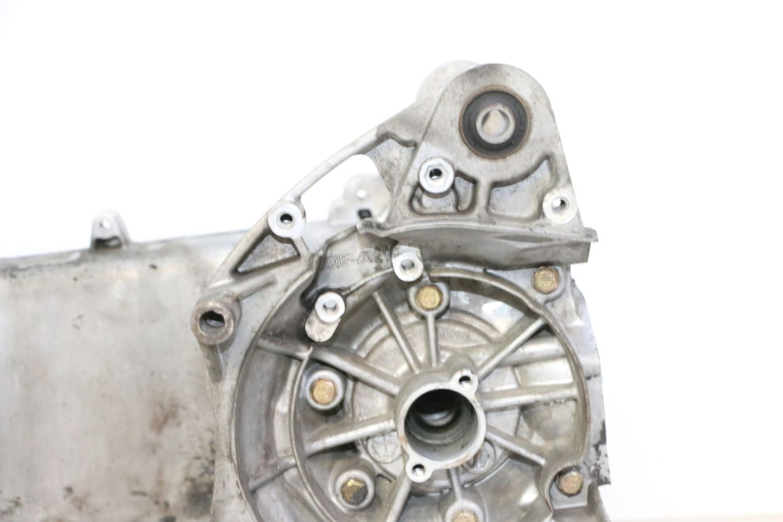 photo de CARTER BAS MOTEUR PEUGEOT STREETZONE I 2T 50 (2018 - 2020)