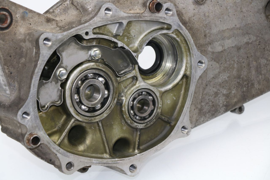 photo de CARTER BAS MOTEUR SUZUKI BURGMAN 125 (2007 - 2014)