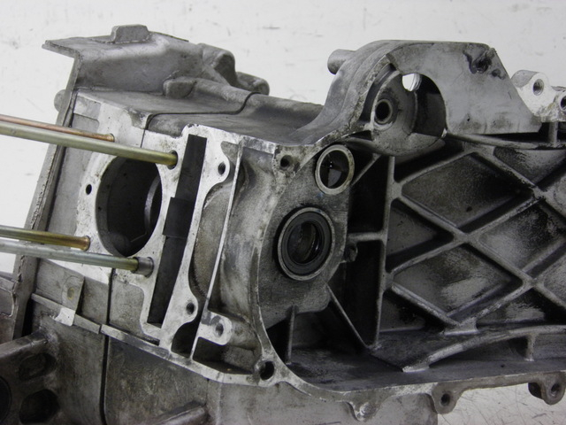 photo de CARTER BAS MOTEUR SYM SYMPLY 4T 50 (2012 - 2015)