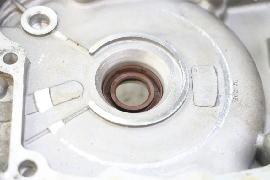 photo de CARTER BAS MOTEUR PEUGEOT TWEET 4T 50 (2018 - 2020)