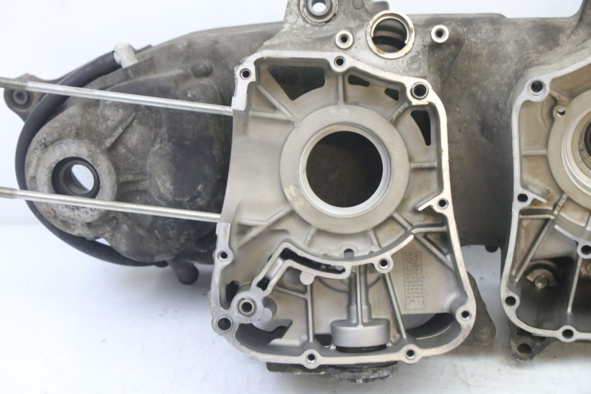 photo de CARTER BAS MOTEUR YAMAHA X-MAX XMAX 125 (2010 - 2014)