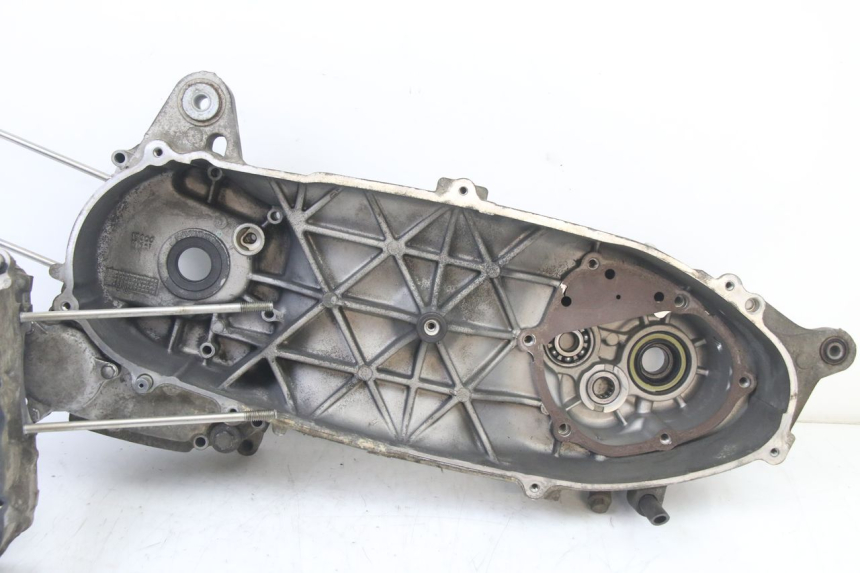 photo de CARTER BAS MOTEUR YAMAHA X-MAX XMAX 125 (2010 - 2014)