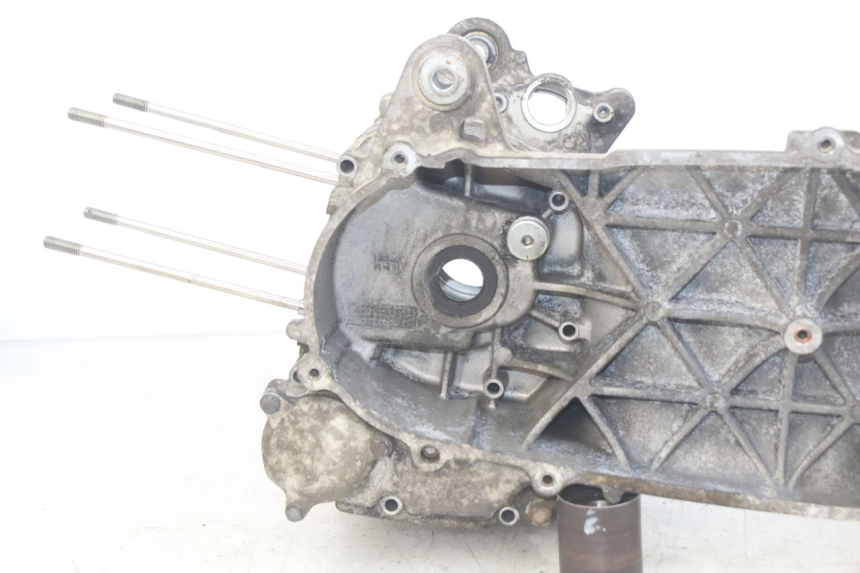 photo de CARTER BAS MOTEUR YAMAHA XMAX X-MAX 125 (2006 - 2009)