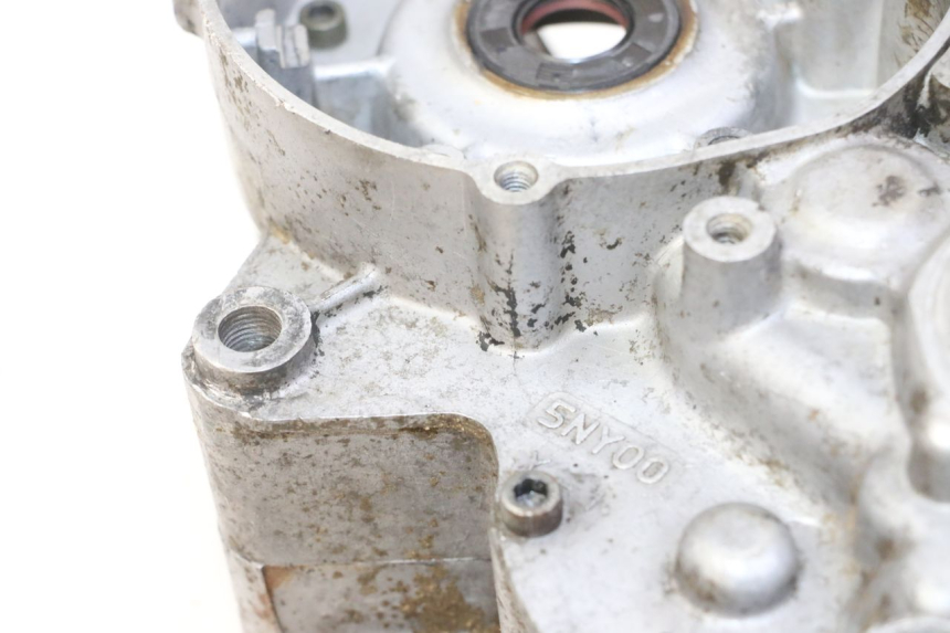 photo de CARTER BAS MOTEUR YAMAHA YZ 125 (1998 - 2005)