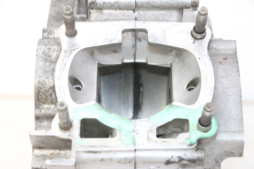 photo de CARTER BAS MOTEUR YAMAHA YZ 125 (1998 - 2005)