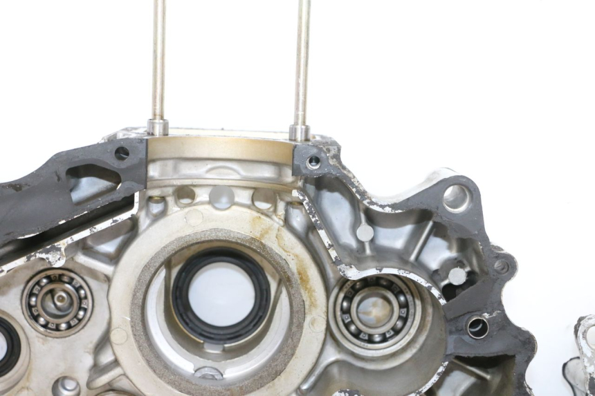 photo de CARTER BAS MOTEUR KYMCO ZING 125 (1997 - 2003) - Aperçu profil