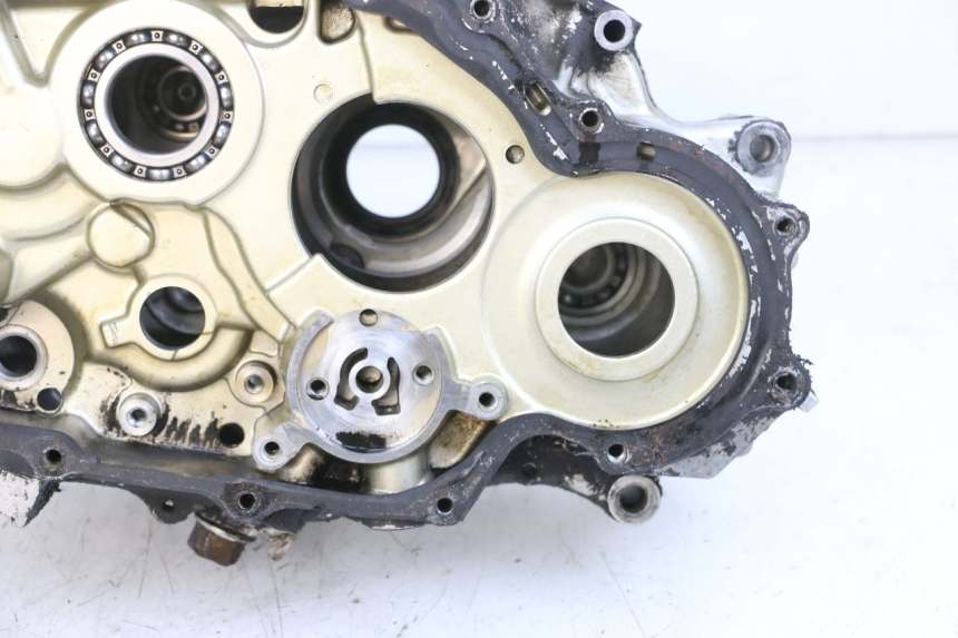 photo de CARTER BAS MOTEUR KYMCO ZING 125 (1997 - 2003) - Gros plan technique