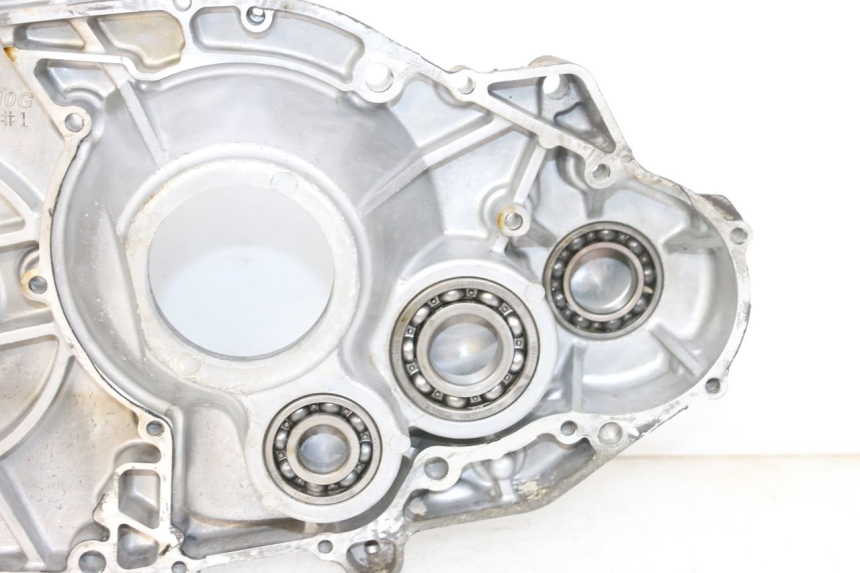 photo de CARTER MOTEUR DROIT SUZUKI BURGMAN 650 (2013 - 2020)