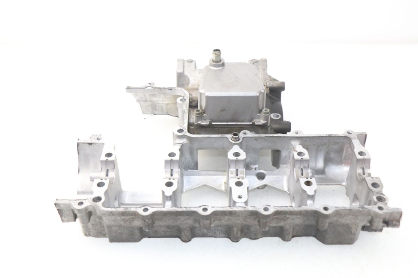 photo de CARTER MOTEUR DROIT SUZUKI GSX-R GSXR 600 (2001 - 2003)