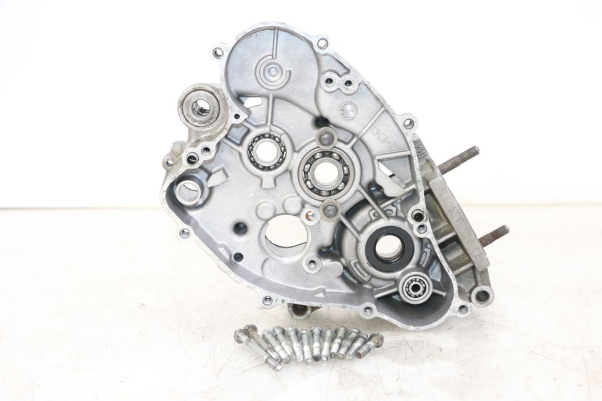 photo de CARTER MOTEUR DROIT KAWASAKI KX 65 (2000 - 2019) - Vue principale
