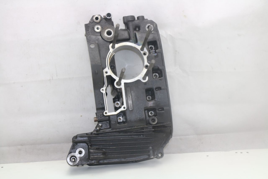 photo de CARTER MOTEUR DROIT BMW R GS 1150 (1999 - 2004)
