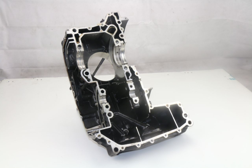 photo de CARTER MOTEUR DROIT BMW R GS 1150 (1999 - 2004)