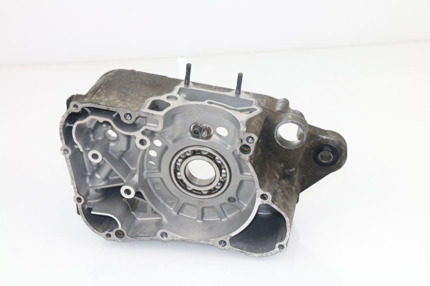 photo de CARTER MOTEUR DROIT SUZUKI BURGMAN 125 (2007 - 2014)