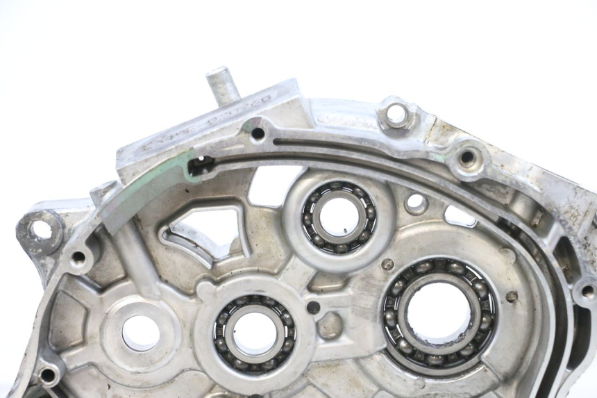 photo de CARTER MOTEUR DROIT YAMAHA TTR 125 (2000 - 2020) - Détails caractéristiques