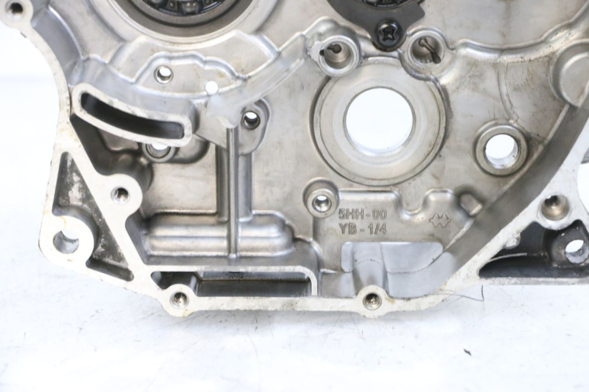 photo de CARTER MOTEUR DROIT YAMAHA TTR 125 (2000 - 2020) - Points de fixation