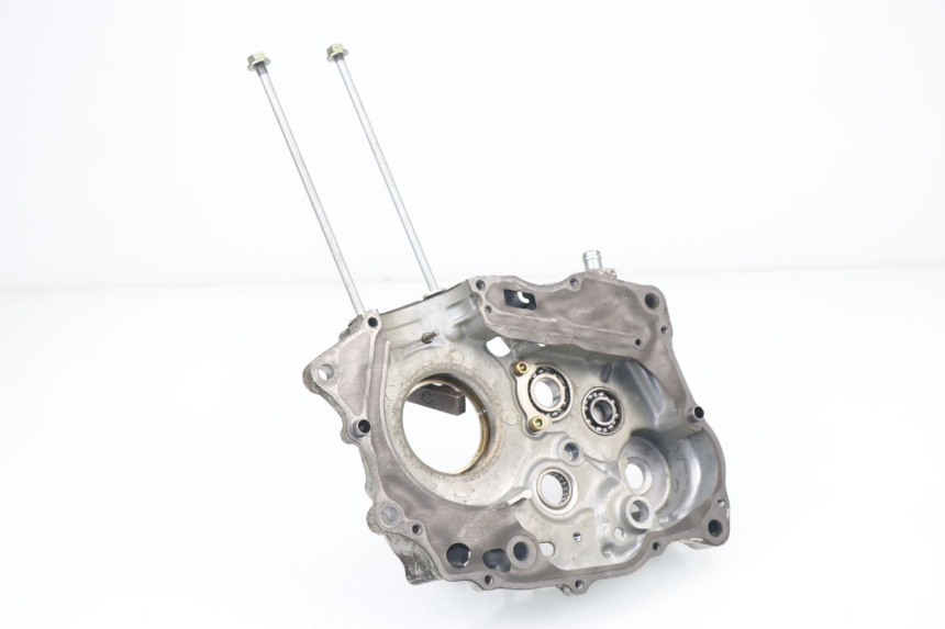 photo de CARTER MOTEUR DROIT DAELIM VJ ROADWIN 125 (2004 - 2007)