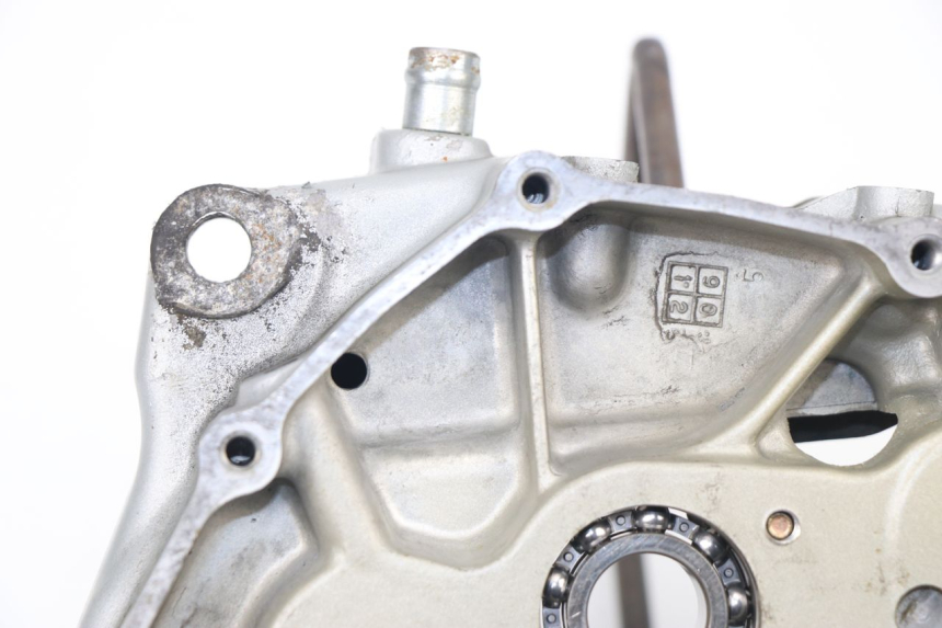 photo de CARTER MOTEUR DROIT DAELIM VJ ROADWIN 125 (2004 - 2007)