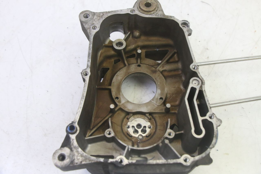photo de CARTER MOTEUR DROIT YAMAHA XMAX X-MAX 125 (2006 - 2009)