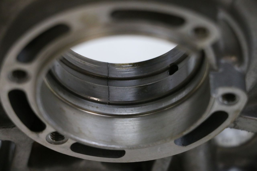 photo de CARTER MOTEUR GAUCHE SUZUKI BURGMAN 650 (2013 - 2020)