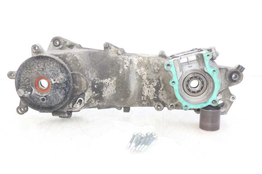 photo de CARTER MOTEUR GAUCHE PEUGEOT TKR TREKKER FURIOUS 50 (2005 - 2014)