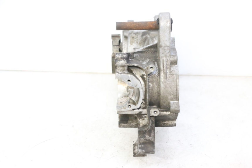 photo de CARTER MOTEUR GAUCHE PEUGEOT VIVACITY NEW 2T 50 (2008 - 2017)