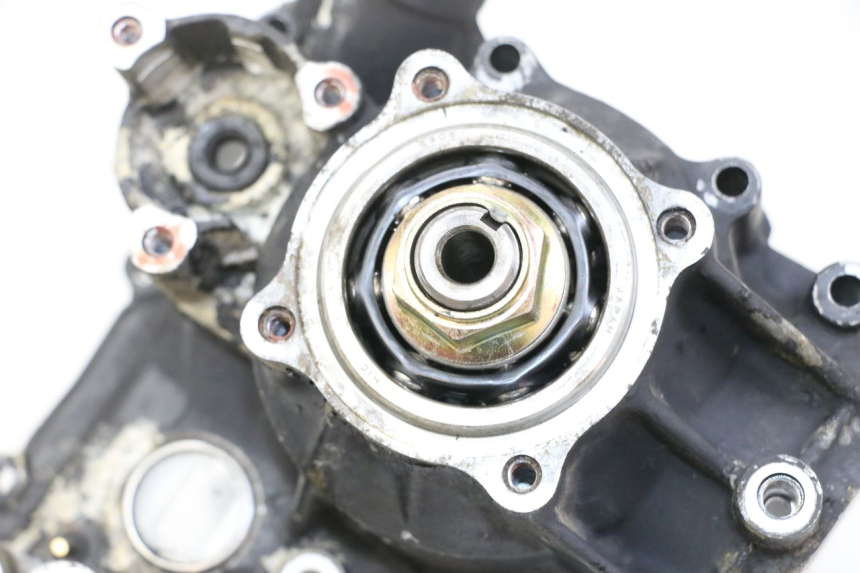 photo de CARTER TRANSMISSION ROUE KAWASAKI GTR 1000 (1994 - 2004)