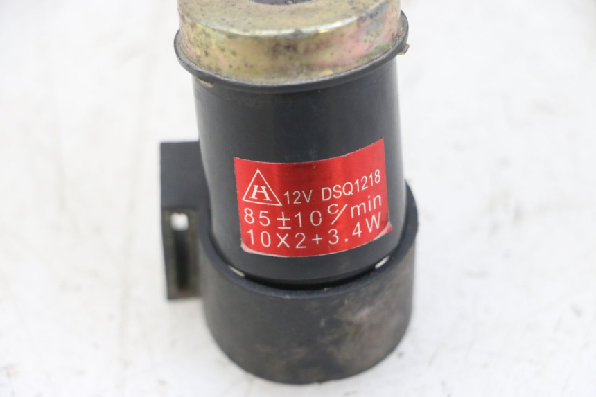 photo de CENTRALE CLIGNOTANTE GOES WIKI 125 (2010 - 2015) - Autre angle de vue