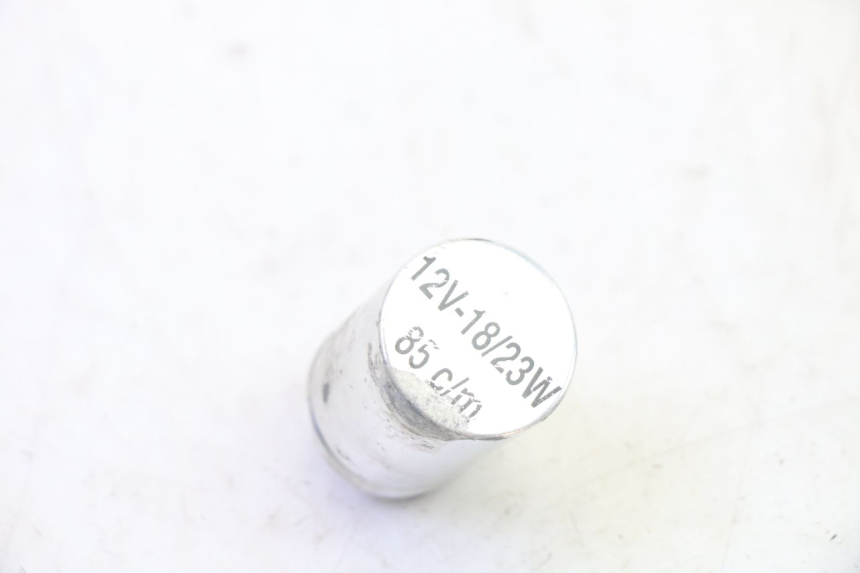 photo de CENTRALE CLIGNOTANTE KAWASAKI GPX R WARBIRD 600 (1988 - 1993) - Zoom état d’usage