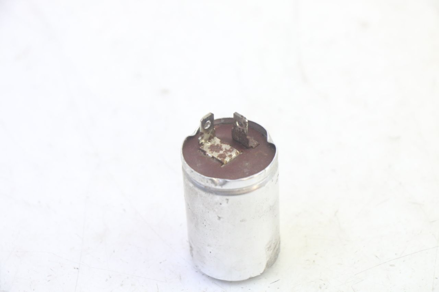 photo de CENTRALE CLIGNOTANTE KAWASAKI GPX R WARBIRD 600 (1988 - 1993) - Autre angle de vue