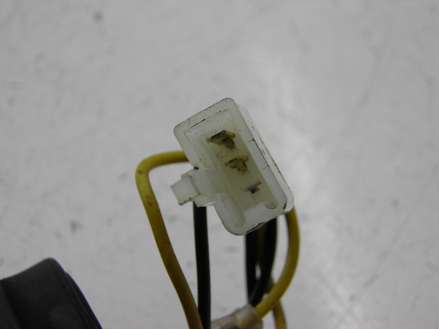 photo de CENTRALE CLIGNOTANTE KAWASAKI ER - 5 500 (1997 - 2000) - Zoom état d’usage