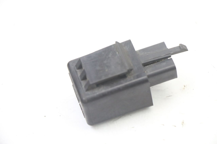 photo de CENTRALE CLIGNOTANTE KAWASAKI ZR7 ZR-7 S 750 (1999 - 2004)