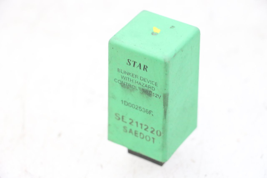 photo de CENTRALE CLIGNOTANTE PIAGGIO MP3 HPE 300 (2019 - 2026) - Vue principale