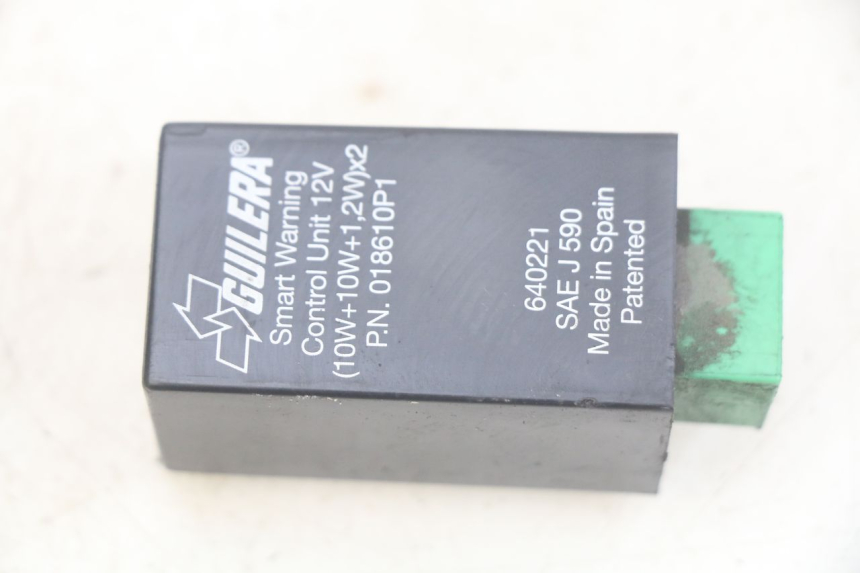 photo de CENTRALE CLIGNOTANTE PIAGGIO MP3 LT 400 (2007 - 2012)